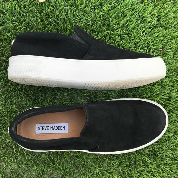 Steve Madden Shoes - 🎩 Steve Madden Gills Slip On Sneakers 🎩